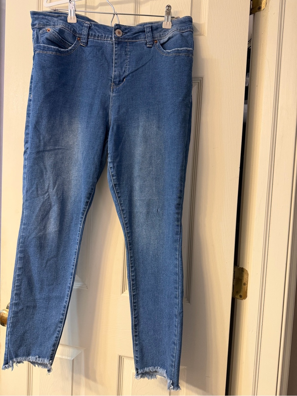 Women's Royalty Blue Stretch Skinny Jeans with Frayed Hem WP979822